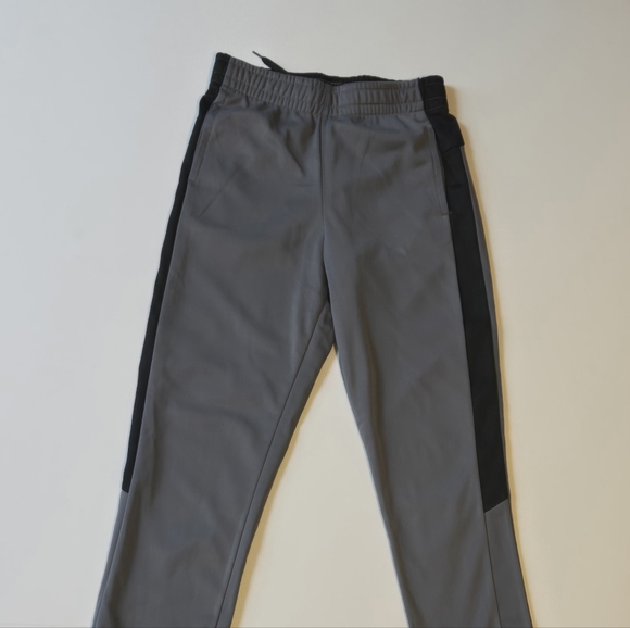 Tek Gear/Kids Gray and Black Athletic Pants - Picture 5 of 5